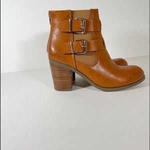 Steve Madden booties cognac